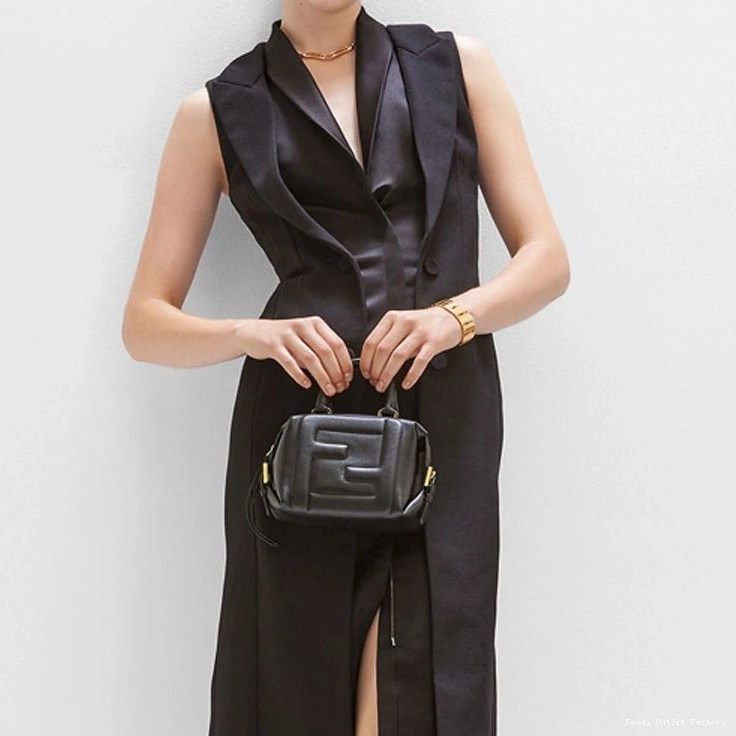 Vintage HOT In Fendi Bag Mini Cube Leather Black Nappa FF 0711